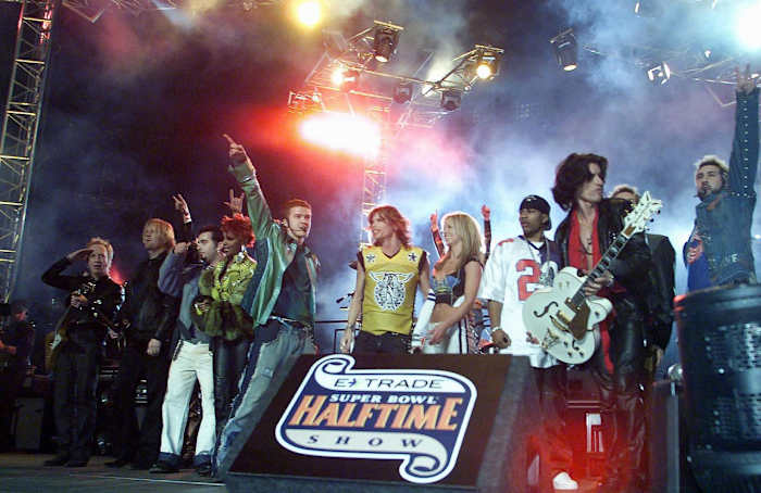 2001-super-bowl-halftime-aerosmith-nsync-britney-spears.jpg
